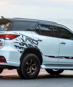 Fiar design FD-R for Toyota Fortuner TRD 2019 (COLOR) - Image 4