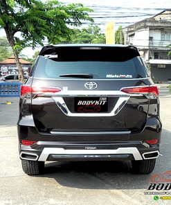 Vazooma VIP Bodykit for Toyota Fortuner 2016 (COLOR) - Image 3