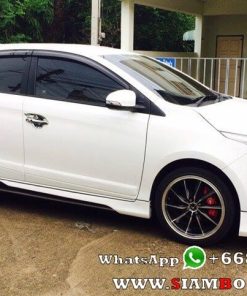 Alternative view of Viper Bodykit for Toyota Yaris  2014-2016  (COLOR)