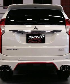 Alternative view of RDM V1 Bodykit for Mitsubishi Pajero 2015-2018 (COLOR)