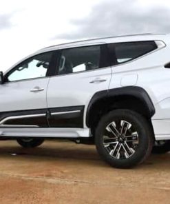 Super VIP V1 FULL SET Bodykit for Mitsubishi Pajero 2019-2020 (COLOR) - Image 6