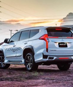 Alternative view of Icona Full Set Bodykit for Mitsubishi Pajero 2015-2018 (COLOR)