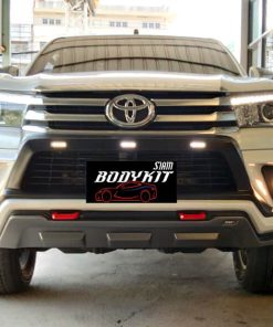 Alternative view of Xtreamer Bodykit for Toyota REVO (COLOR)