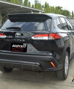 Set 4 PCS Bodykit for Toyota Corolla Cross (GLOSSY BLACK WITH GRAPHITE GREY COLOR) - Image 3