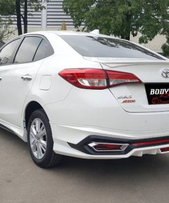 Alternative view of RBS FULL SET Bodykit for Toyota Yaris ATIV (COLOR)