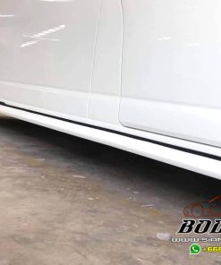 JR Bodykit for Toyota Commuter 2019-2021 (COLOR) - Image 5