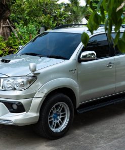 Amotriz Bodykit for Toyota Fortuner 2007-2011 (COLOR) - Image 4