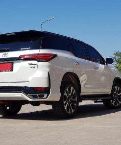 Tithum (Set 2 pcs) Bodykit for Toyota Fortuner Legender (COLOR) - Image 3
