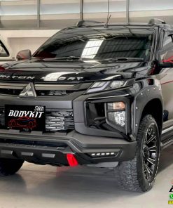 Alternative view of Xtreamer (Set 7 pcs)  Bodykit for Mitsubishi Triton 2018-2020 (COLOR)