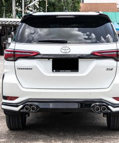 LGD-W Bodykit for Fortuner Legender (Glossy Black and Pearl White) - Image 2