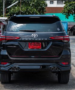 LGD-B Bodykit for Fortuner Legender (Glossy Black) - Image 4