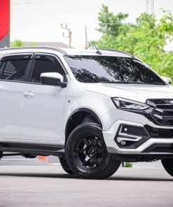 MST-MX Bodykit for Isuzu MU-X 2020-2023 (COLOR) - Image 5