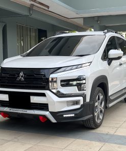 Alternative view of BMS Body kit for Mitsubishi Xpander CROSS MC 2023 (Matte black with silver line Color)