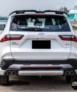 Alternative view of Foresta Bodykit for Yaris Cross (COLOR)