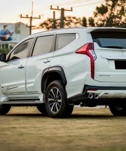 FJ Bodykit for Mitsubishi Pajero 2015-2018 (COLOR) - Image 6