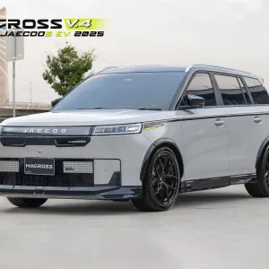 Macross V4 Bodykit for JAECOO J5 (BLACK WITH SILVER LINE COLOR)